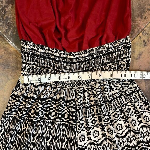 Red, Black, and White Women’s Strapless Jumpsuit Size Small - Picture 8 of 11